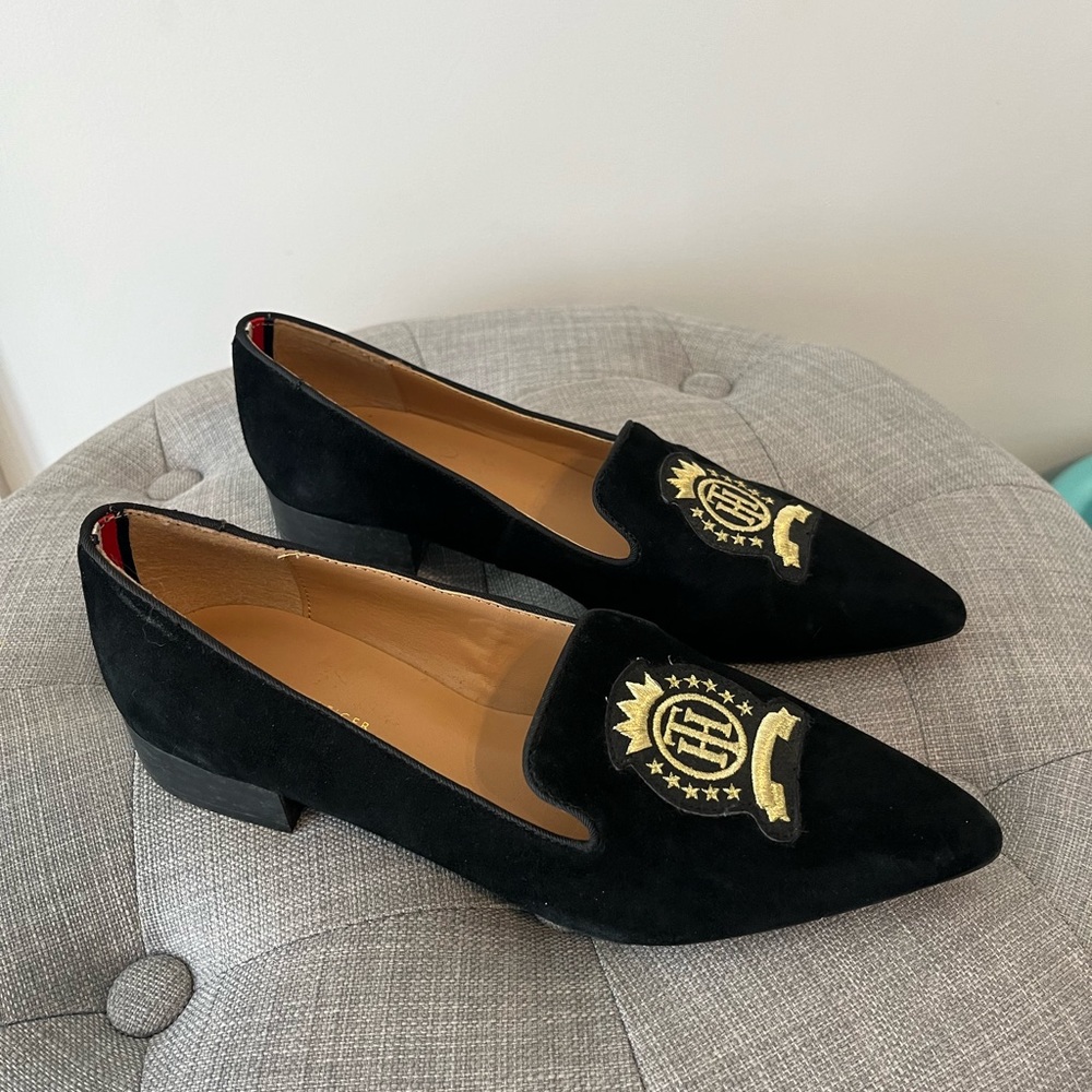 TOMMY Hilfiger velvet loafers Black Size 7